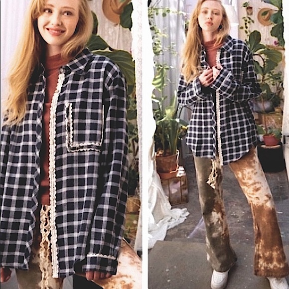 #3600 POL Comfy Navy Plaid Top With Crochet Lace - Picture 8 of 16